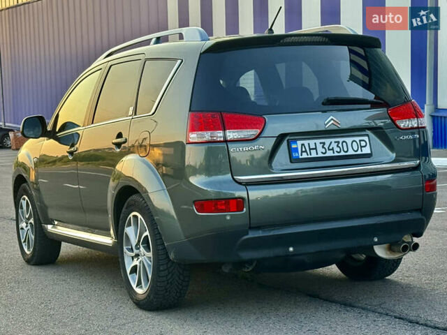 Зеленый Ситроен С-Кроссер, объемом двигателя 2.4 л и пробегом 210 тыс. км за 8700 $, фото 9 на Automoto.ua