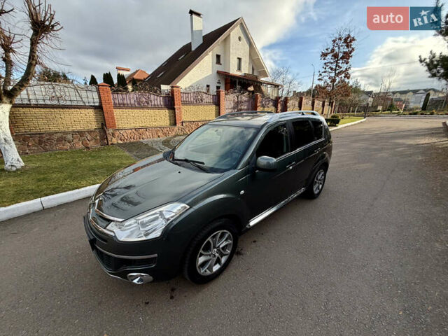 Зеленый Ситроен С-Кроссер, объемом двигателя 2.36 л и пробегом 228 тыс. км за 8299 $, фото 7 на Automoto.ua