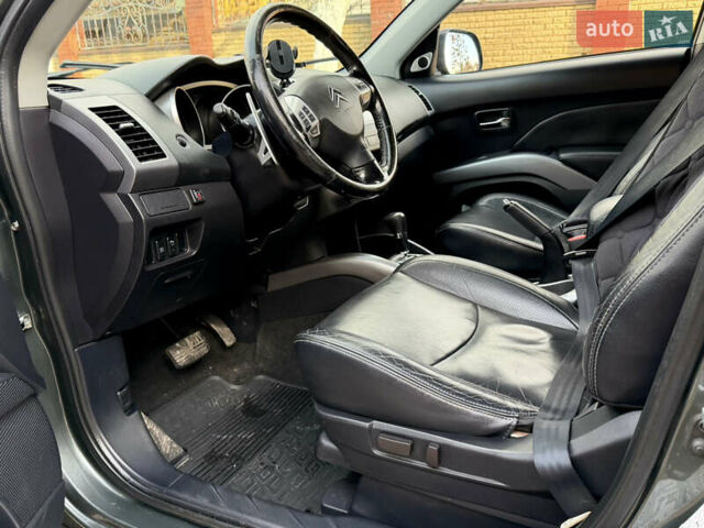 Зеленый Ситроен С-Кроссер, объемом двигателя 2.36 л и пробегом 228 тыс. км за 8299 $, фото 16 на Automoto.ua