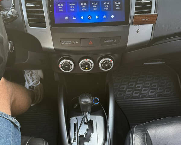 Зеленый Ситроен С-Кроссер, объемом двигателя 2.4 л и пробегом 210 тыс. км за 8700 $, фото 24 на Automoto.ua