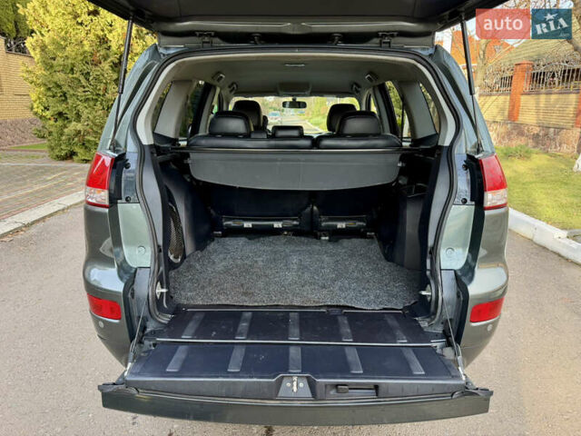 Зеленый Ситроен С-Кроссер, объемом двигателя 2.36 л и пробегом 228 тыс. км за 8299 $, фото 27 на Automoto.ua