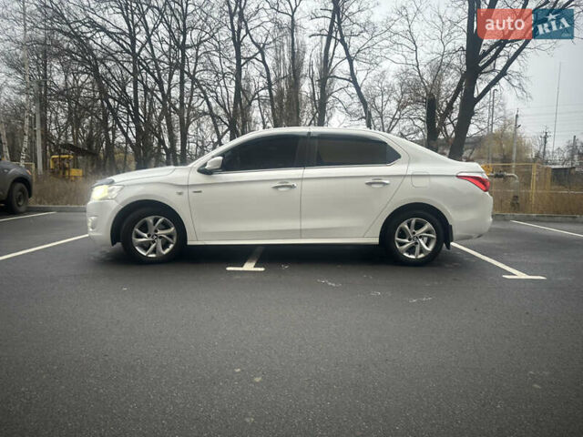 Білий Сітроен С-Елізє, об'ємом двигуна 1.59 л та пробігом 135 тис. км за 6800 $, фото 2 на Automoto.ua