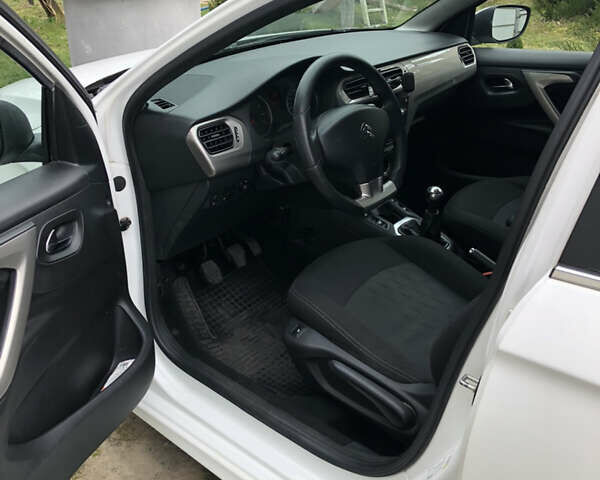 Білий Сітроен С-Елізє, об'ємом двигуна 1.56 л та пробігом 260 тис. км за 6600 $, фото 6 на Automoto.ua