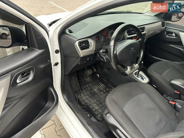 Білий Сітроен С-Елізє, об'ємом двигуна 1.59 л та пробігом 134 тис. км за 6900 $, фото 3 на Automoto.ua