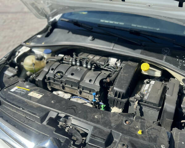 Білий Сітроен С-Елізє, об'ємом двигуна 1.59 л та пробігом 208 тис. км за 5500 $, фото 10 на Automoto.ua