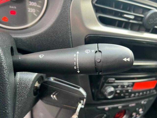 Сітроен С-Елізє 2013 у Львові на Automoto.ua Білий Сітроен С-Елізє, об'ємом двигуна 1.2 л та пробігом 115 тис. км за 5290 $, фото 21 на Automoto.ua