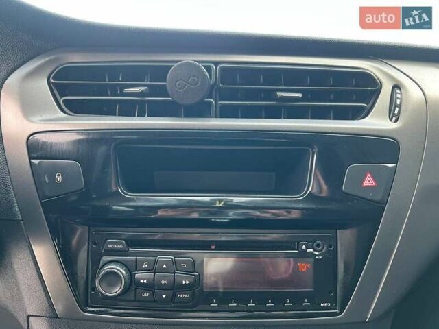 Білий Сітроен С-Елізє, об'ємом двигуна 1.2 л та пробігом 115 тис. км за 5290 $, фото 24 на Automoto.ua