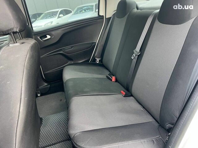 Білий Сітроен С-Елізє, об'ємом двигуна 1.2 л та пробігом 115 тис. км за 5290 $, фото 30 на Automoto.ua