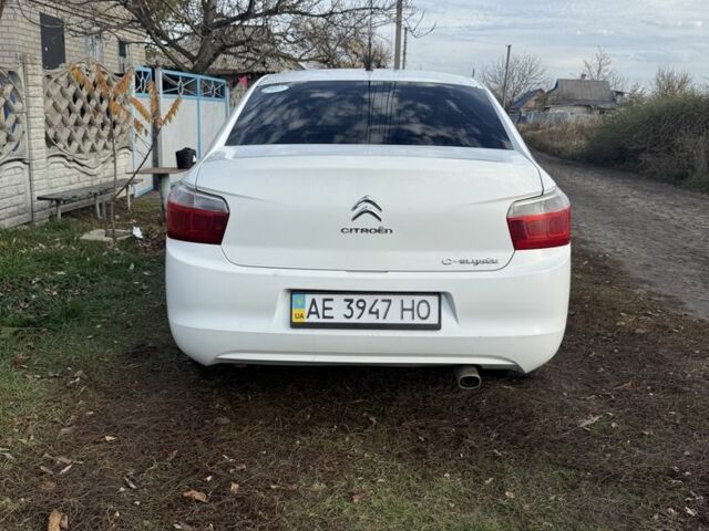 Белый Ситроен С-Элизе, объемом двигателя 1.2 л и пробегом 119 тыс. км за 7000 $, фото 3 на Automoto.ua