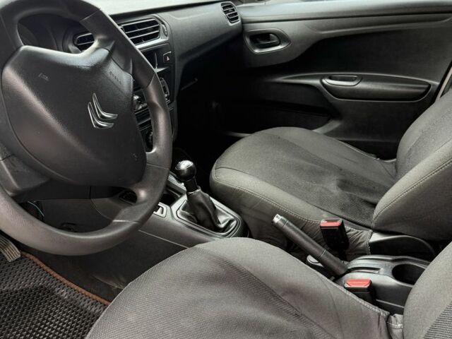 Білий Сітроен С-Елізє, об'ємом двигуна 1.2 л та пробігом 136 тис. км за 5000 $, фото 5 на Automoto.ua