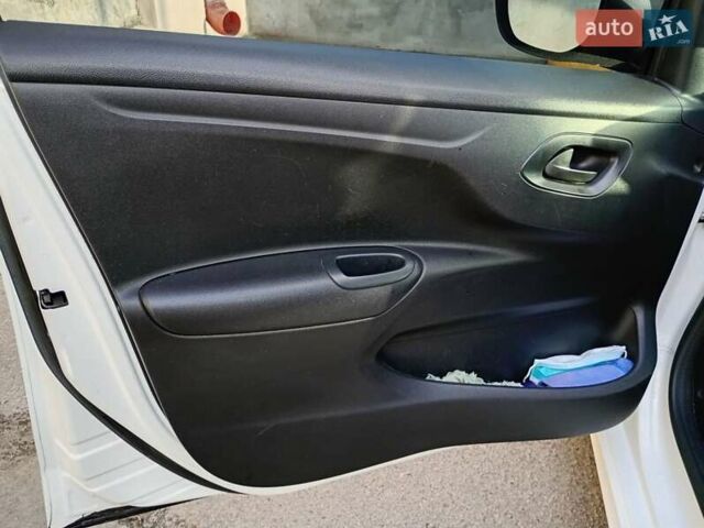 Білий Сітроен С-Елізє, об'ємом двигуна 1.2 л та пробігом 111 тис. км за 5399 $, фото 16 на Automoto.ua