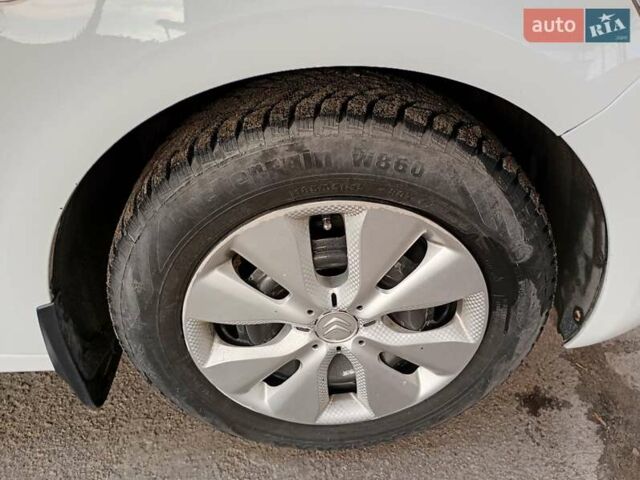Білий Сітроен С-Елізє, об'ємом двигуна 1.2 л та пробігом 111 тис. км за 5399 $, фото 32 на Automoto.ua