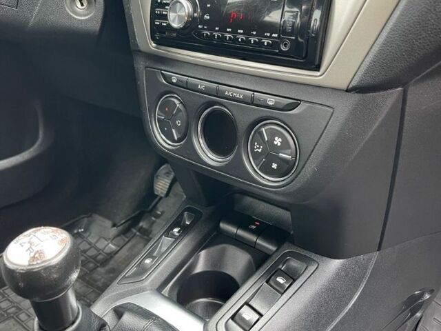 Білий Сітроен С-Елізє, об'ємом двигуна 1.2 л та пробігом 254 тис. км за 4200 $, фото 5 на Automoto.ua