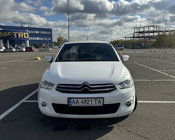 Білий Сітроен С-Елізє, об'ємом двигуна 1.59 л та пробігом 133 тис. км за 7000 $, фото 1 на Automoto.ua