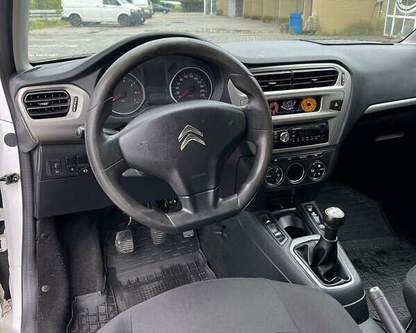 Білий Сітроен С-Елізє, об'ємом двигуна 1.2 л та пробігом 268 тис. км за 4300 $, фото 5 на Automoto.ua