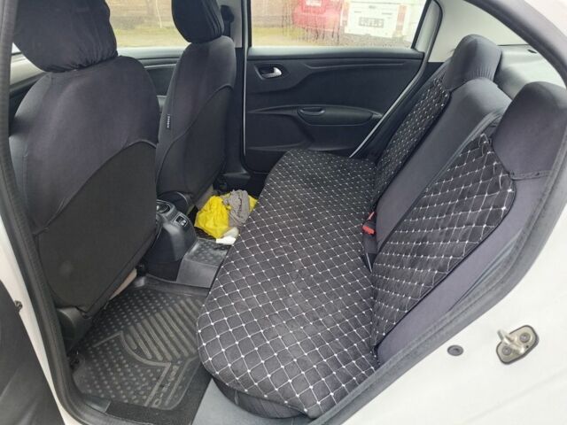 Білий Сітроен С-Елізє, об'ємом двигуна 1.6 л та пробігом 108 тис. км за 8500 $, фото 7 на Automoto.ua