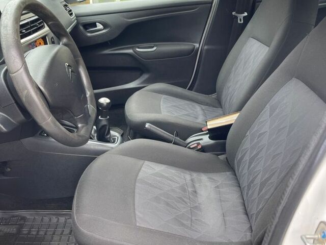 Білий Сітроен С-Елізє, об'ємом двигуна 1.2 л та пробігом 254 тис. км за 4200 $, фото 3 на Automoto.ua