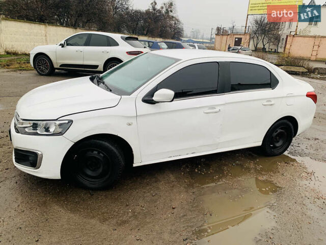 Білий Сітроен С-Елізє, об'ємом двигуна 1.2 л та пробігом 320 тис. км за 3800 $, фото 4 на Automoto.ua
