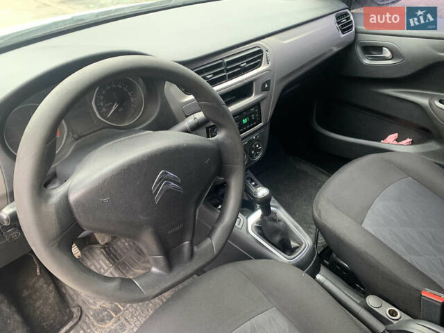 Белый Ситроен С-Элизе, объемом двигателя 1.2 л и пробегом 320 тыс. км за 3800 $, фото 9 на Automoto.ua