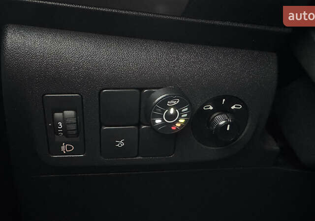 Белый Ситроен С-Элизе, объемом двигателя 1.2 л и пробегом 92 тыс. км за 7100 $, фото 15 на Automoto.ua