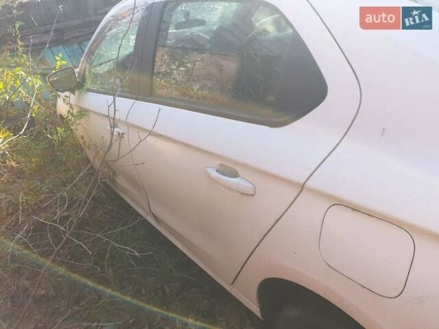 Білий Сітроен С-Елізє, об'ємом двигуна 1.56 л та пробігом 80 тис. км за 4000 $, фото 5 на Automoto.ua