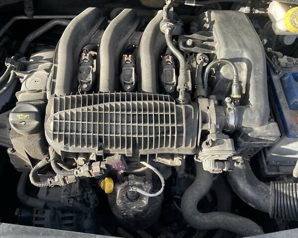 Белый Ситроен С-Элизе, объемом двигателя 1.2 л и пробегом 141 тыс. км за 6500 $, фото 10 на Automoto.ua