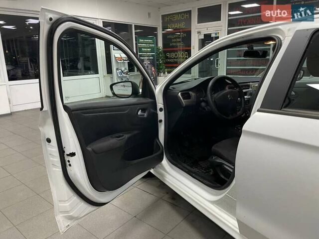 Белый Ситроен С-Элизе, объемом двигателя 1.2 л и пробегом 216 тыс. км за 5990 $, фото 14 на Automoto.ua