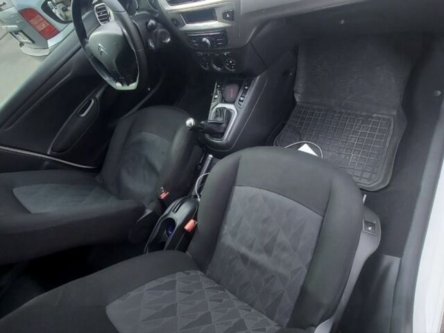 Ситроен С-Элизе 2018 в Киеве на Automoto.ua Белый Ситроен С-Элизе, объемом двигателя 0 л и пробегом 150 тыс. км за 6200 $, фото 3 на Automoto.ua