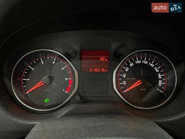 Белый Ситроен С-Элизе, объемом двигателя 1.2 л и пробегом 216 тыс. км за 5990 $, фото 18 на Automoto.ua