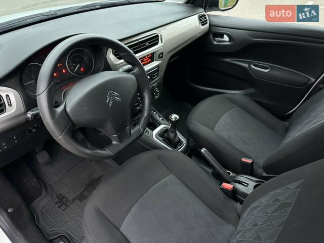 Білий Сітроен С-Елізє, об'ємом двигуна 1.6 л та пробігом 134 тис. км за 8600 $, фото 20 на Automoto.ua