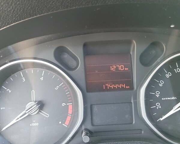 Білий Сітроен С-Елізє, об'ємом двигуна 1.2 л та пробігом 174 тис. км за 6800 $, фото 7 на Automoto.ua