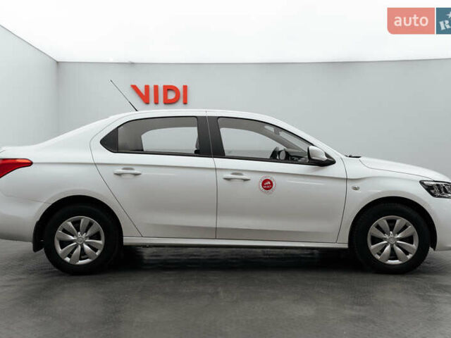 Білий Сітроен С-Елізє, об'ємом двигуна 1.59 л та пробігом 35 тис. км за 12446 $, фото 4 на Automoto.ua