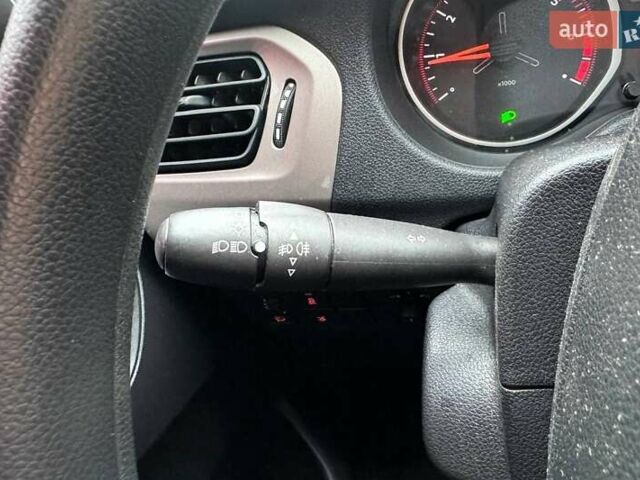 Белый Ситроен С-Элизе, объемом двигателя 1.56 л и пробегом 125 тыс. км за 9990 $, фото 14 на Automoto.ua