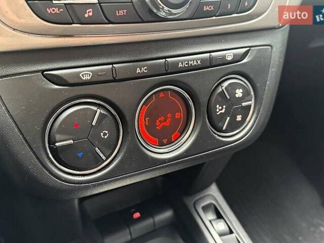 Белый Ситроен С-Элизе, объемом двигателя 1.56 л и пробегом 125 тыс. км за 9990 $, фото 19 на Automoto.ua