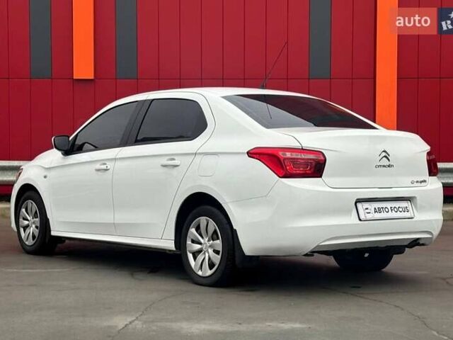 Белый Ситроен С-Элизе, объемом двигателя 1.56 л и пробегом 125 тыс. км за 9990 $, фото 4 на Automoto.ua