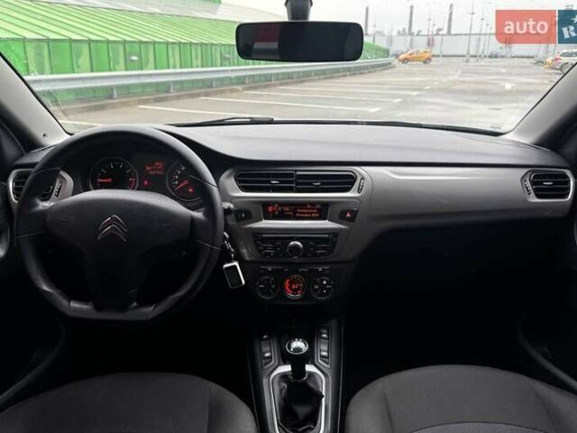 Белый Ситроен С-Элизе, объемом двигателя 1.56 л и пробегом 125 тыс. км за 9990 $, фото 12 на Automoto.ua