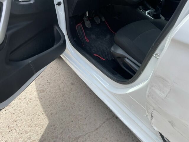 Білий Сітроен С-Елізє, об'ємом двигуна 0 л та пробігом 25 тис. км за 7800 $, фото 2 на Automoto.ua