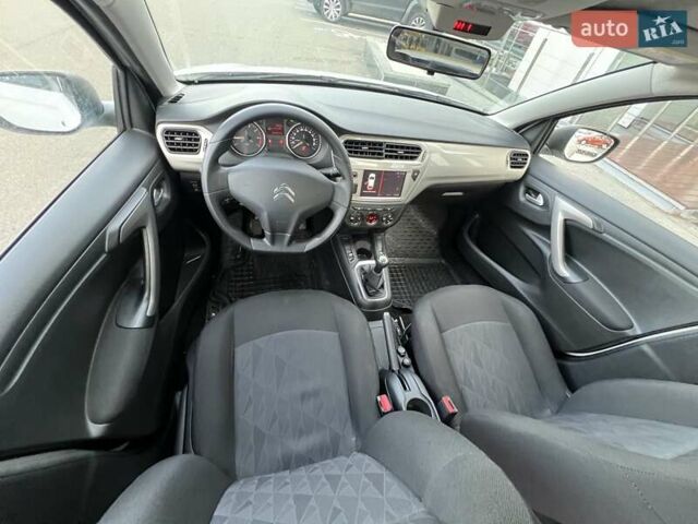 Белый Ситроен С-Элизе, объемом двигателя 1.59 л и пробегом 25 тыс. км за 13792 $, фото 13 на Automoto.ua