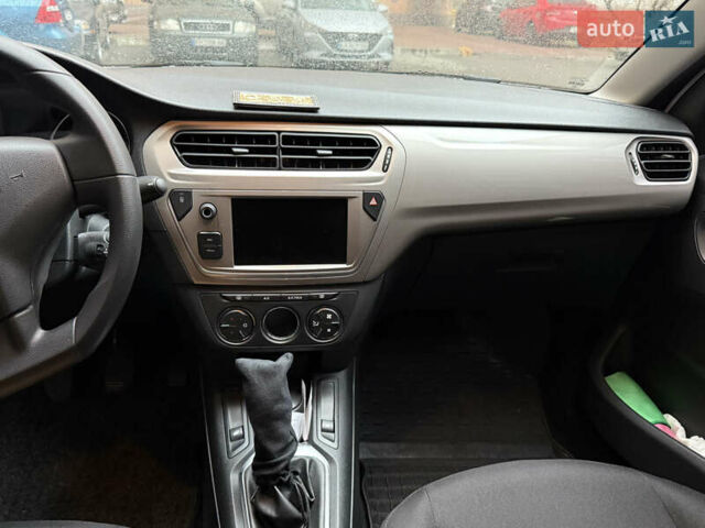 Белый Ситроен С-Элизе, объемом двигателя 1.5 л и пробегом 30 тыс. км за 12980 $, фото 11 на Automoto.ua