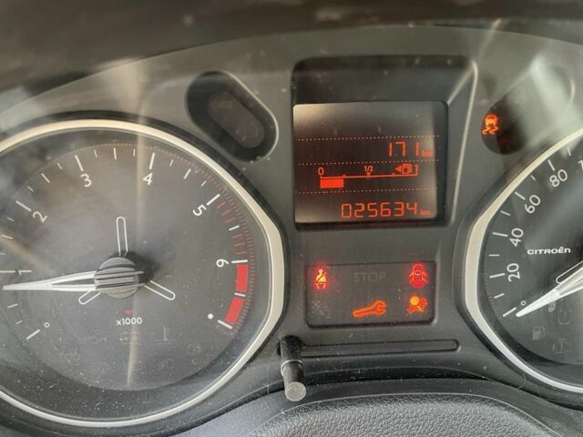 Білий Сітроен С-Елізє, об'ємом двигуна 0 л та пробігом 25 тис. км за 7800 $, фото 6 на Automoto.ua