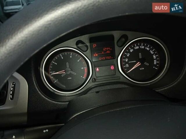 Белый Ситроен С-Элизе, объемом двигателя 1.46 л и пробегом 49 тыс. км за 13500 $, фото 17 на Automoto.ua