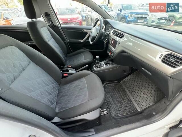 Белый Ситроен С-Элизе, объемом двигателя 1.59 л и пробегом 25 тыс. км за 13792 $, фото 17 на Automoto.ua