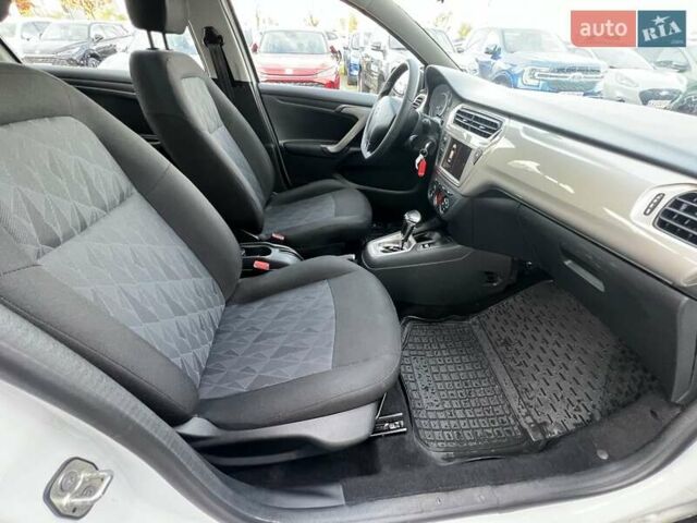 Білий Сітроен С-Елізє, об'ємом двигуна 1.59 л та пробігом 72 тис. км за 13271 $, фото 16 на Automoto.ua