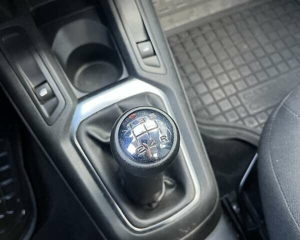 Білий Сітроен С-Елізє, об'ємом двигуна 1.59 л та пробігом 58 тис. км за 12173 $, фото 18 на Automoto.ua