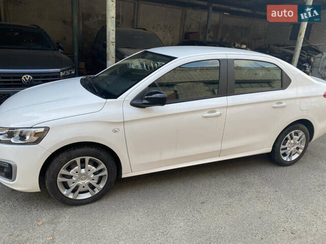 Білий Сітроен С-Елізє, об'ємом двигуна 1.59 л та пробігом 6 тис. км за 8999 $, фото 1 на Automoto.ua