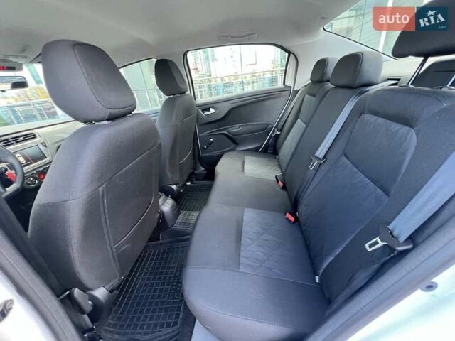 Белый Ситроен С-Элизе, объемом двигателя 1.59 л и пробегом 32 тыс. км за 13123 $, фото 12 на Automoto.ua