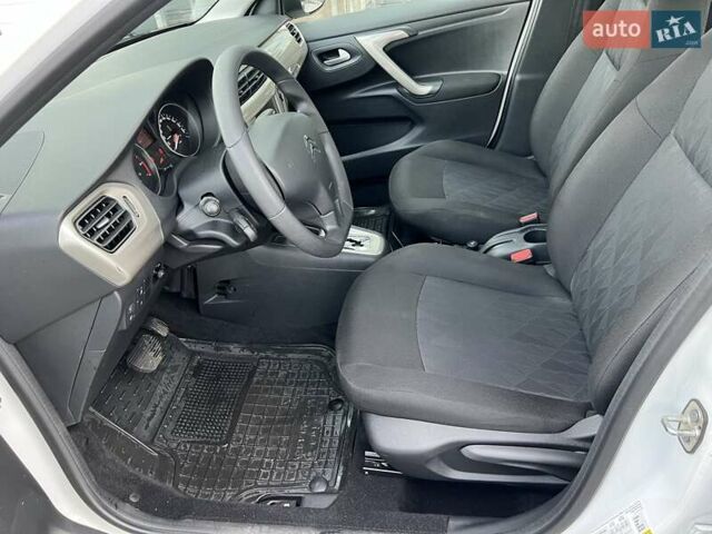 Білий Сітроен С-Елізє, об'ємом двигуна 1.59 л та пробігом 72 тис. км за 13271 $, фото 9 на Automoto.ua