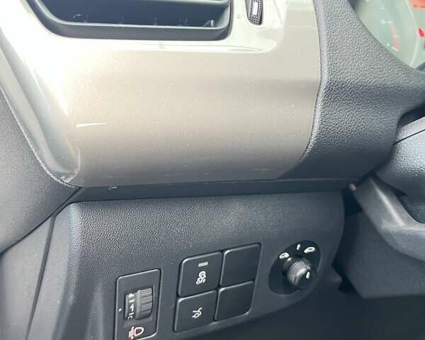 Белый Ситроен С-Элизе, объемом двигателя 1.59 л и пробегом 18 тыс. км за 13795 $, фото 14 на Automoto.ua