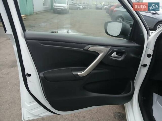 Белый Ситроен С-Элизе, объемом двигателя 1.46 л и пробегом 49 тыс. км за 13500 $, фото 18 на Automoto.ua