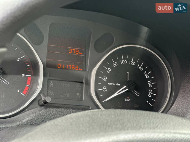 Білий Сітроен С-Елізє, об'ємом двигуна 1.59 л та пробігом 11 тис. км за 12300 $, фото 23 на Automoto.ua